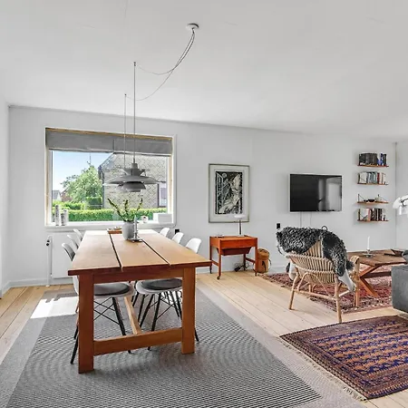 3 Bedroom In *